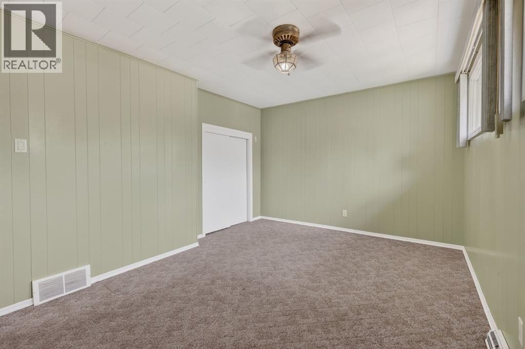 480 5 Street E — photo 16