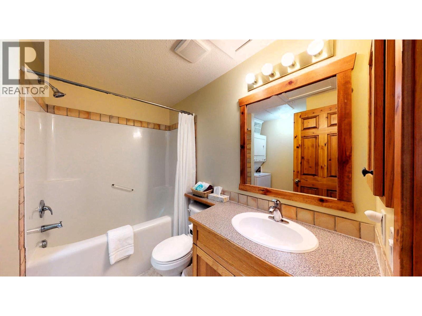 #219 I 701 14A Crescent - 36