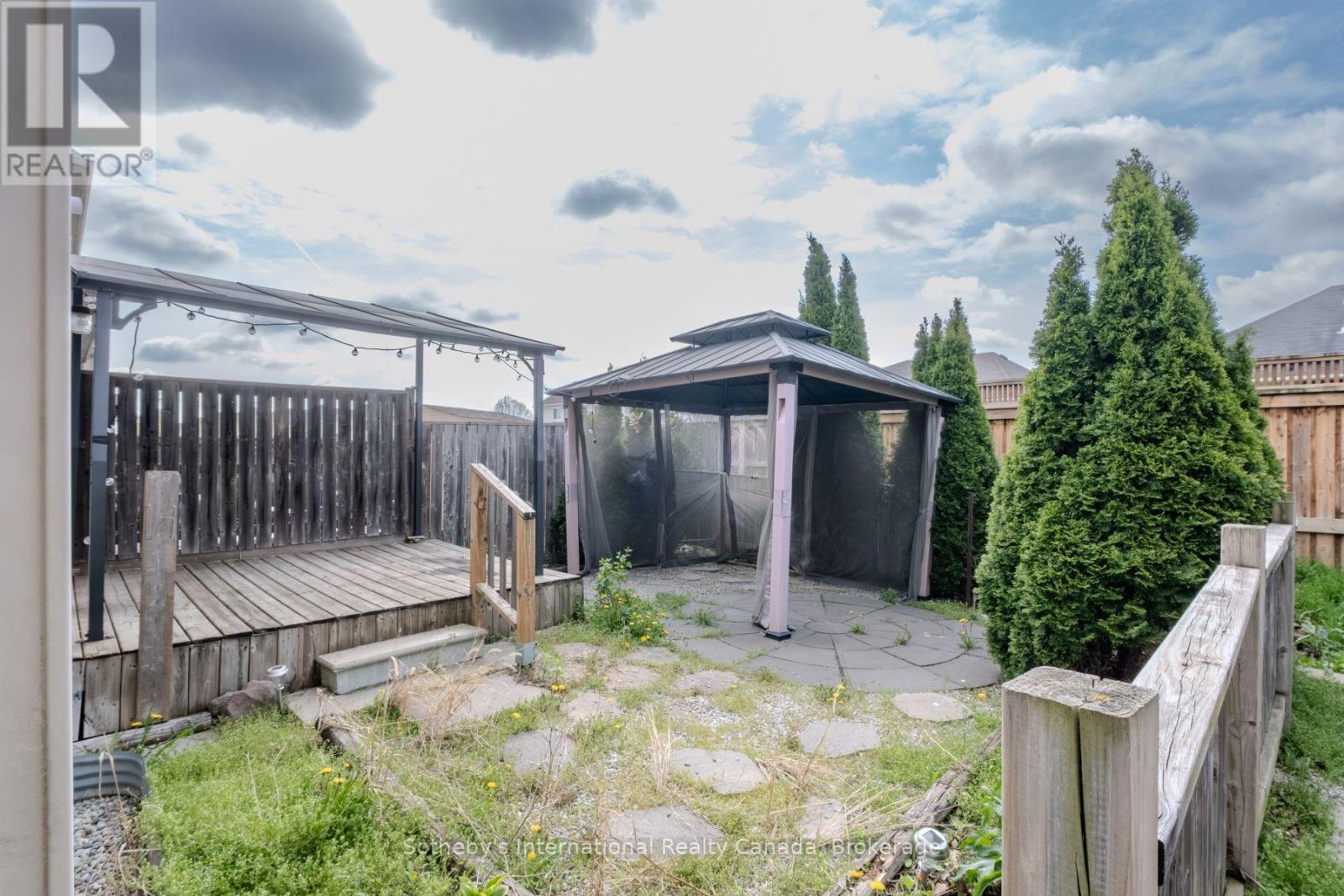17 DWYER COURT - 22
