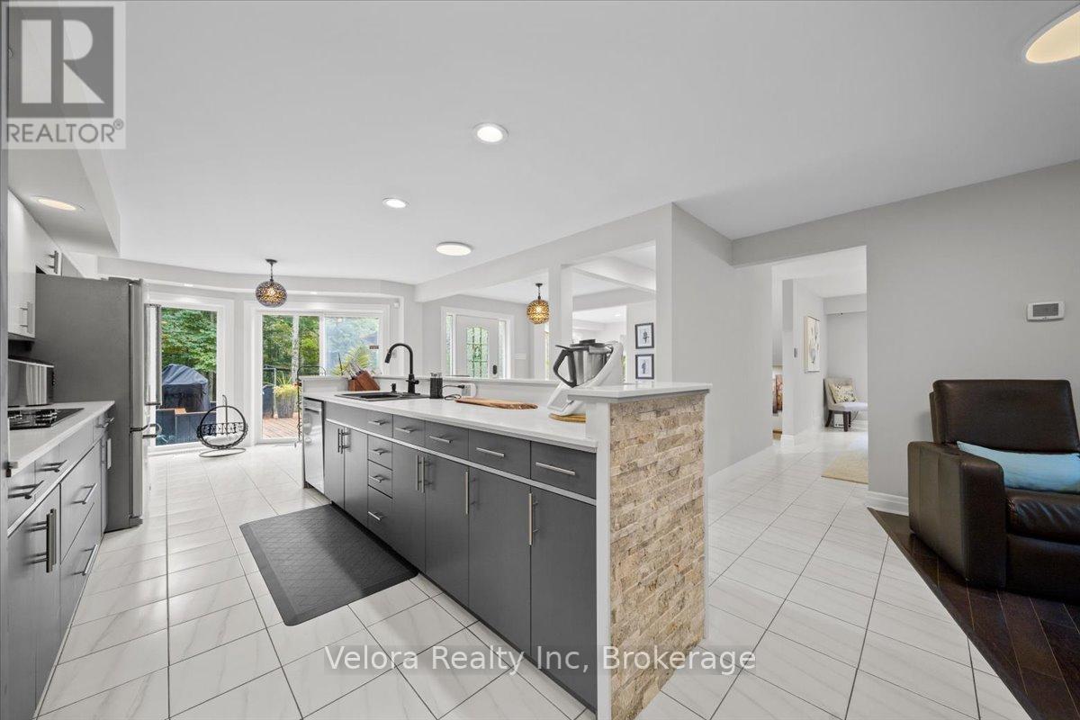 528 OPEONGO ROAD - 12