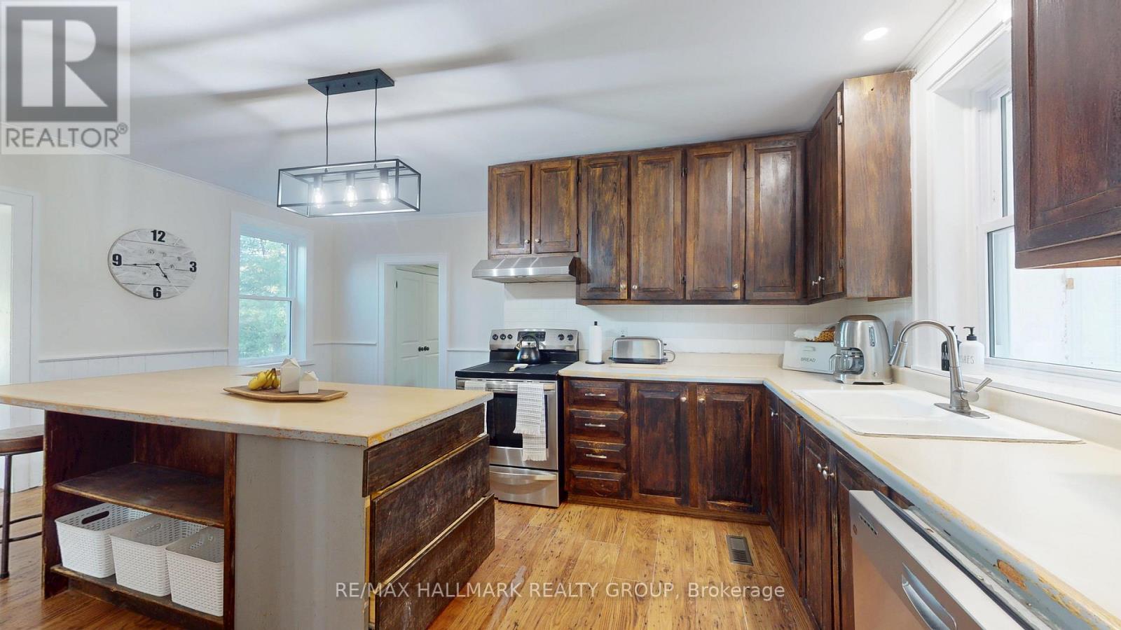 1423 COUNTY RD 2 ROAD W - 12