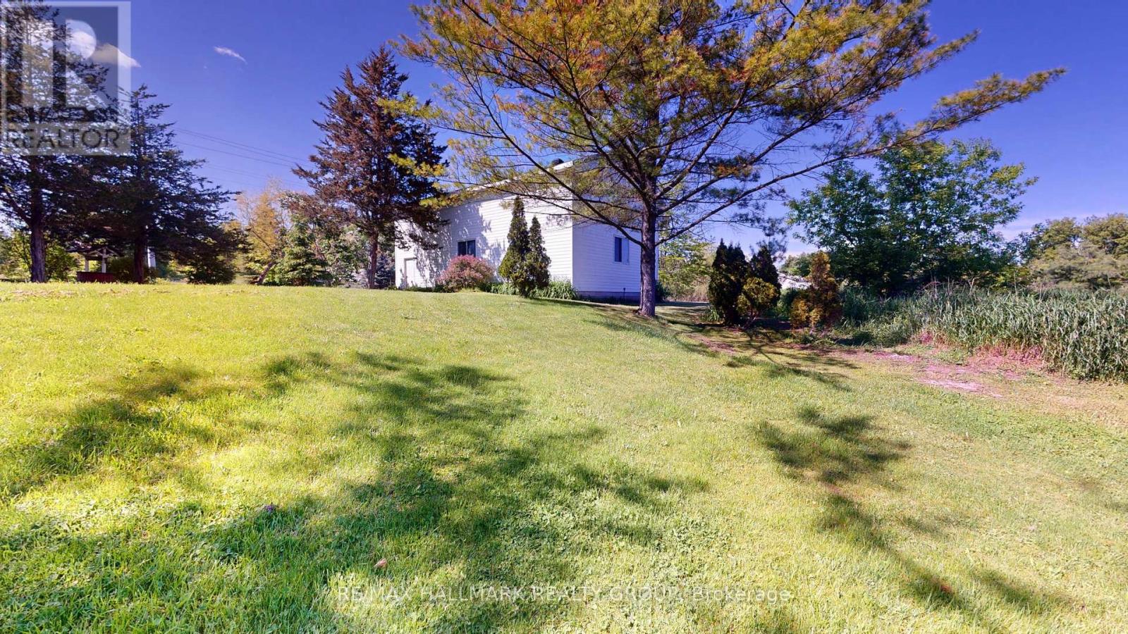 1423 COUNTY RD 2 ROAD W - 36