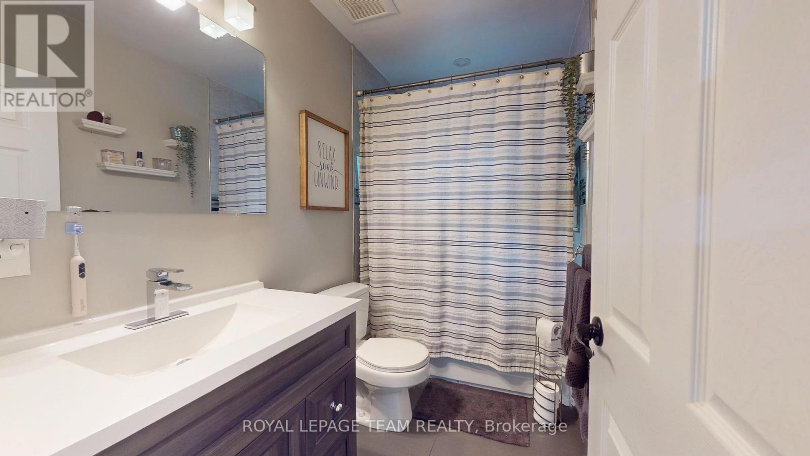 6 BROAD STREET - 29