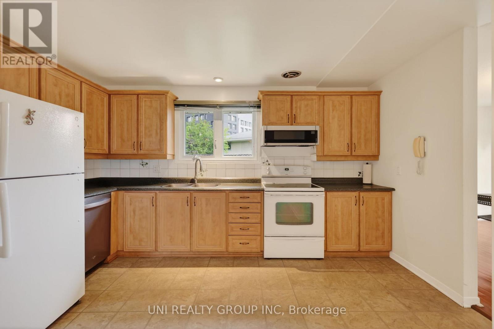 2554 EGAN ROAD - 10