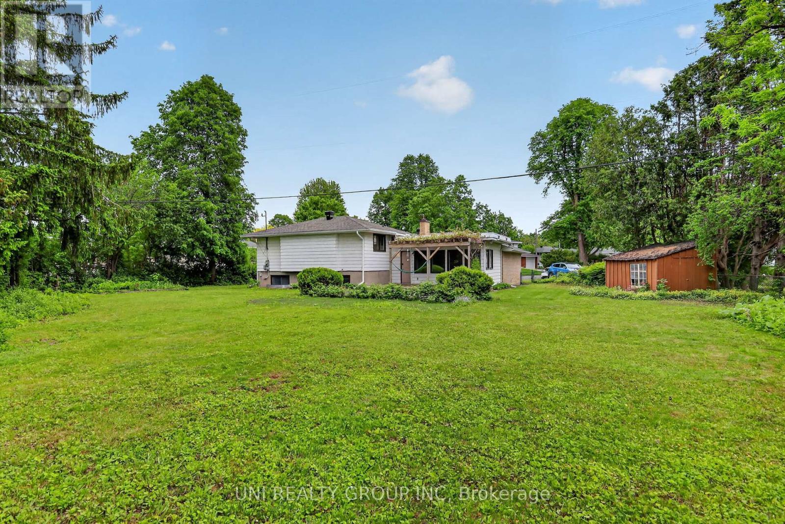 2554 EGAN ROAD - 33