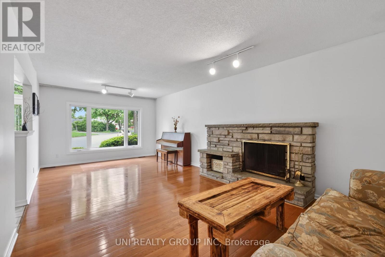 2554 EGAN ROAD - 5