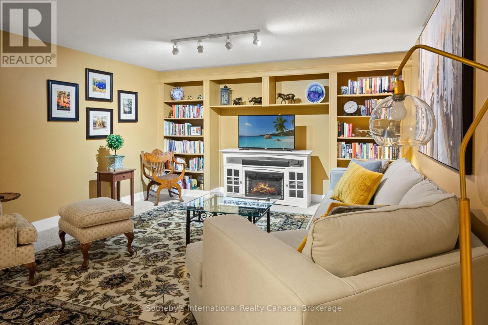 208 SNOWBERRY LANE - 26
