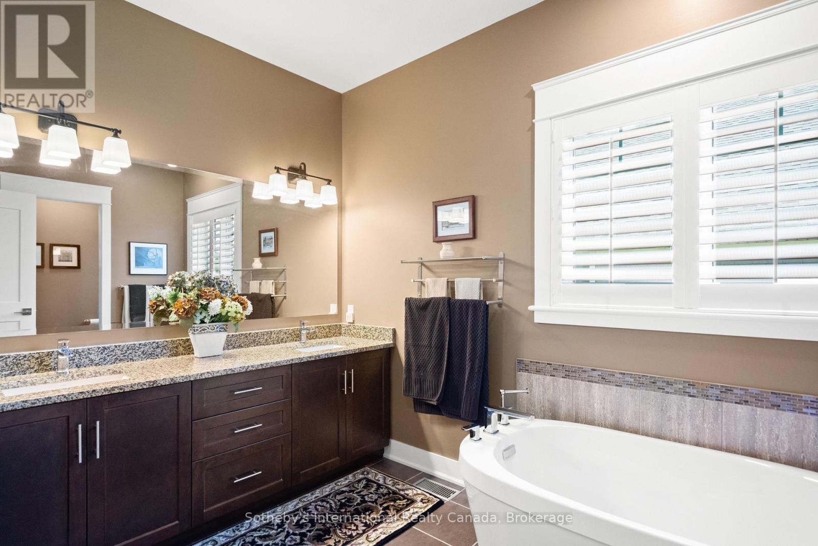 208 SNOWBERRY LANE - 21