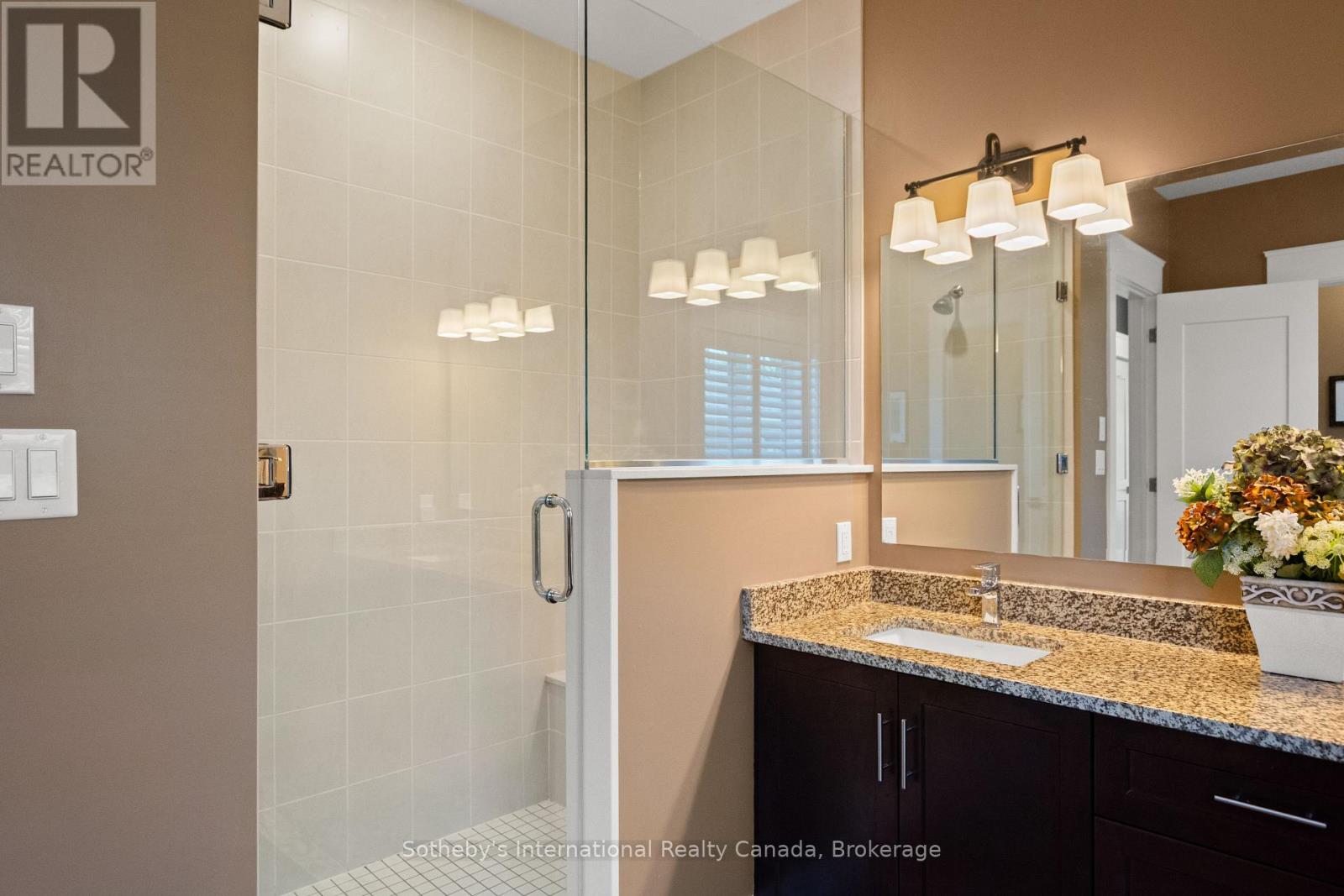 208 SNOWBERRY LANE - 22