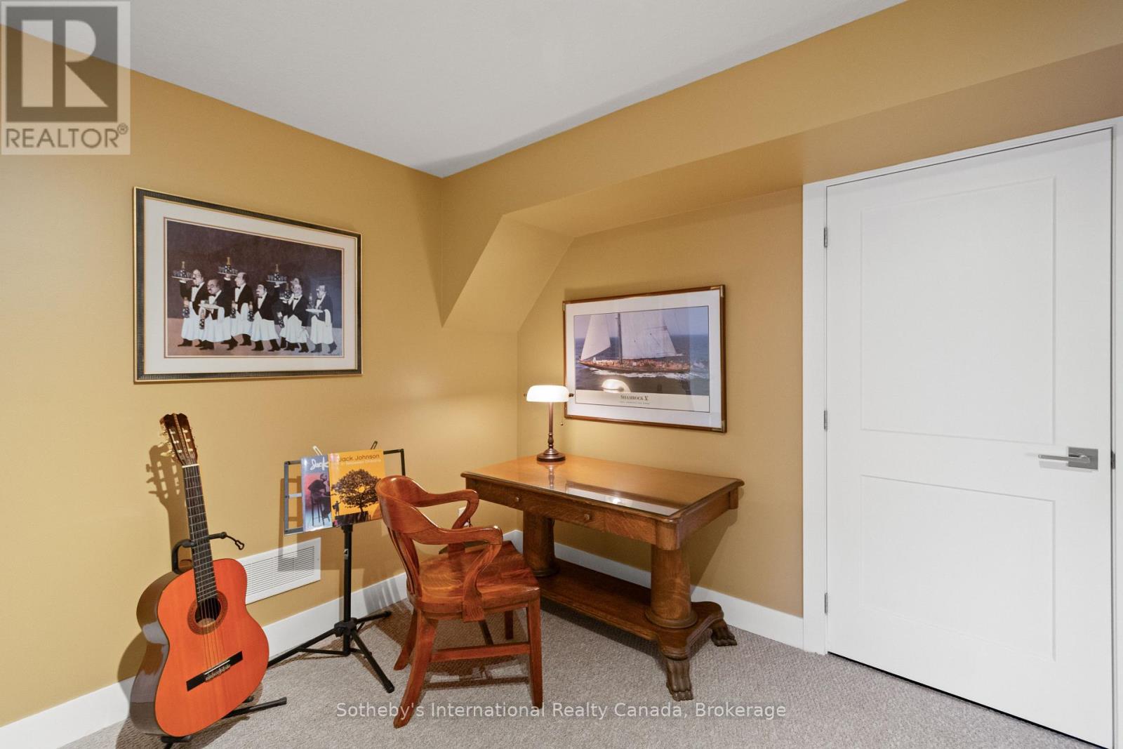 208 SNOWBERRY LANE - 28
