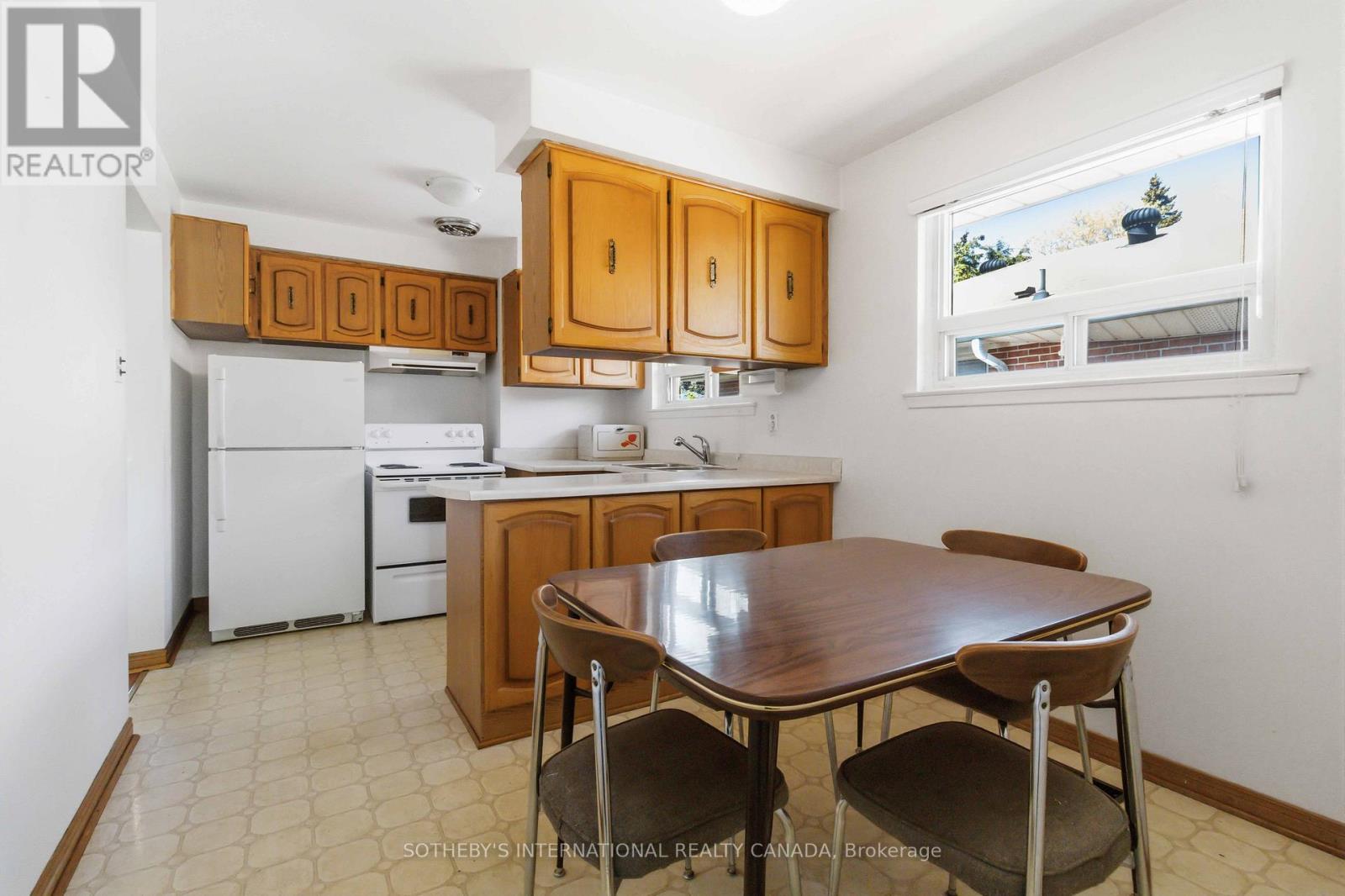 11 PAGODA PLACE - 7