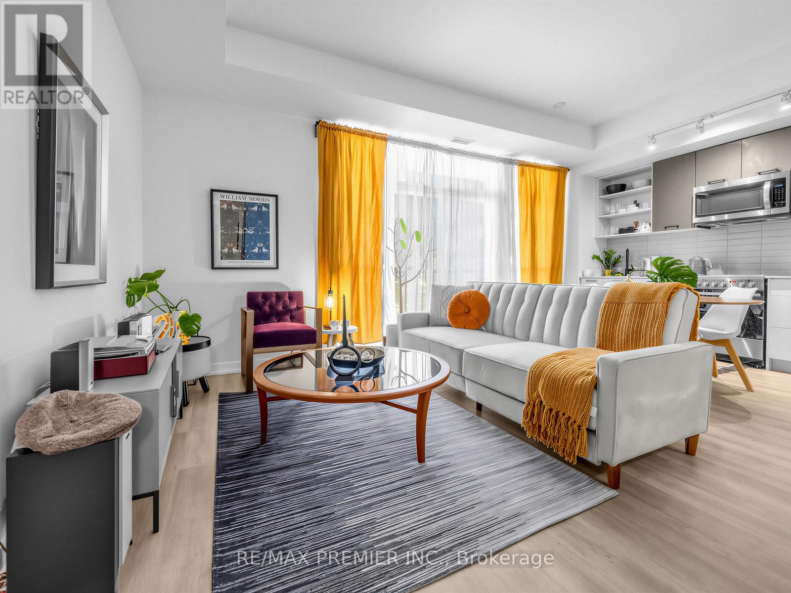 #615 2300 ST CLAIR AVENUE W - 5