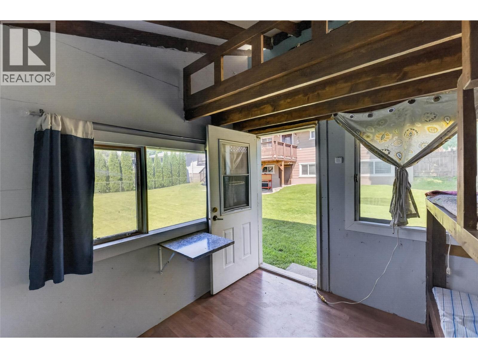 691 3 Street, Salmon Arm