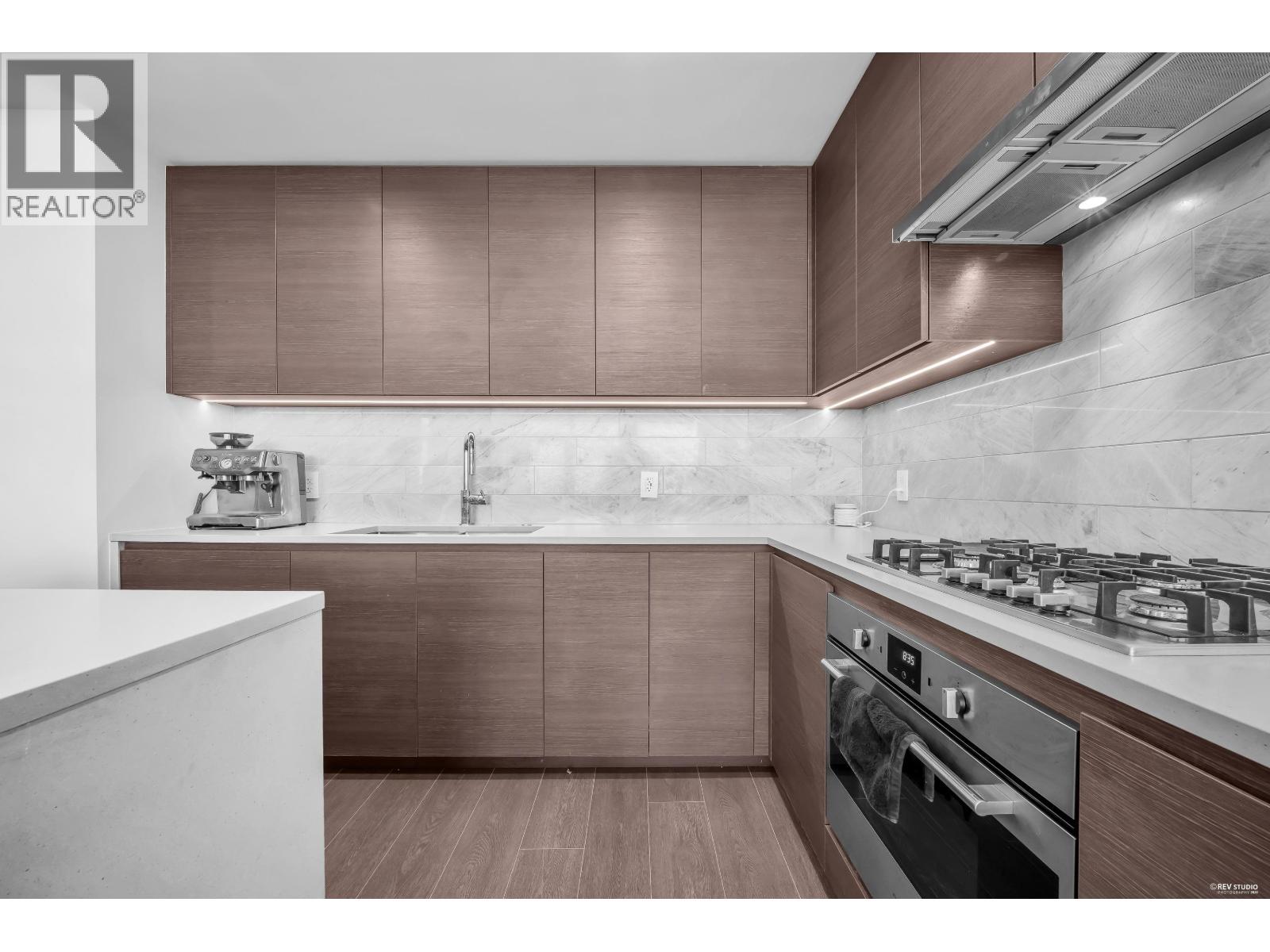 2 Bed, 2 Bath House for Sale in Burnaby – 3202 2108 GILMORE AVENUE, Burnaby – MLS# R3129868 - Image 7