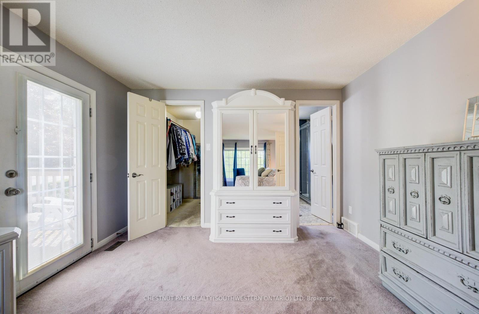 135 ROYAL ORCHARD DRIVE - 24