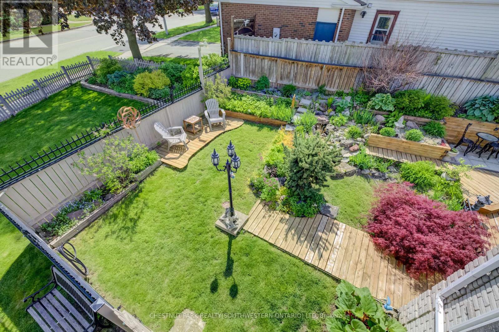 135 ROYAL ORCHARD DRIVE - 29