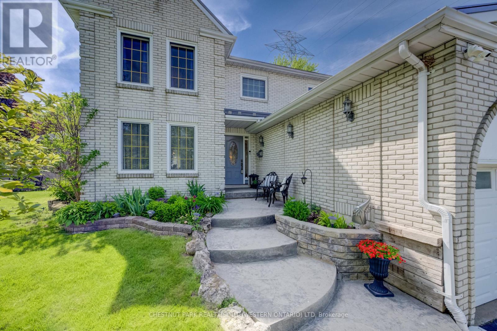 135 ROYAL ORCHARD DRIVE - 3