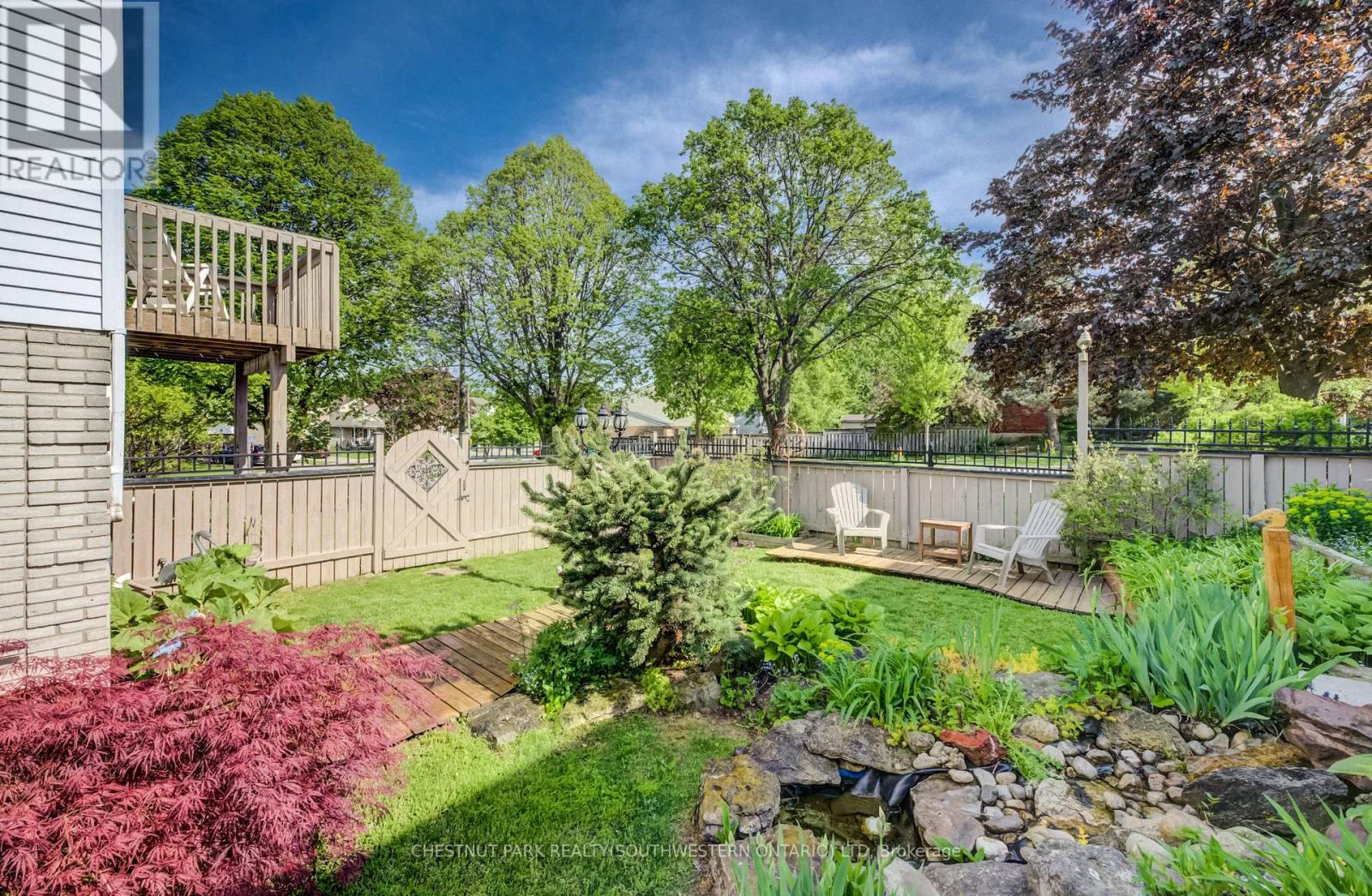135 ROYAL ORCHARD DRIVE - 42