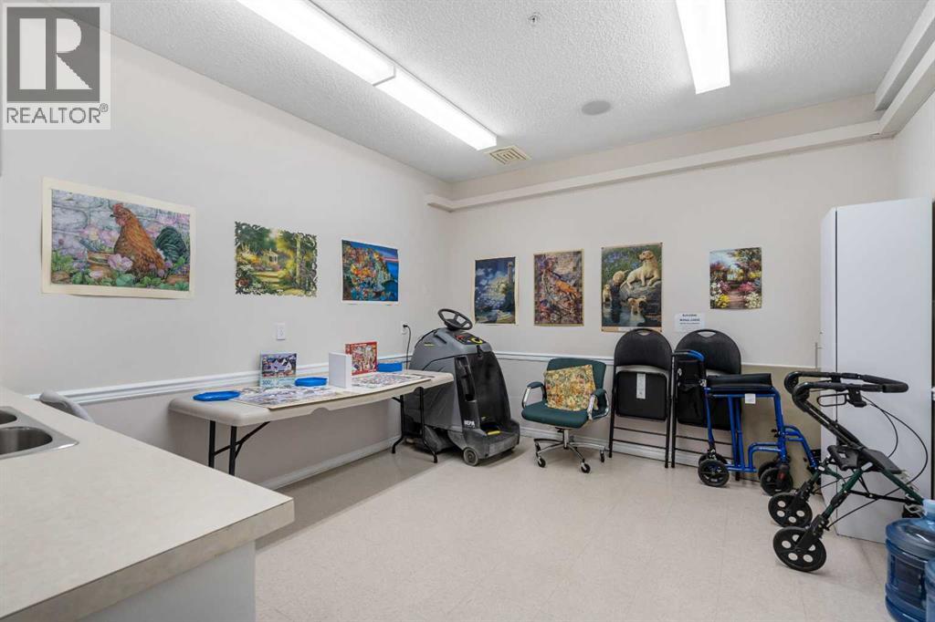 #334 5201 Dalhousie Drive NW - 37