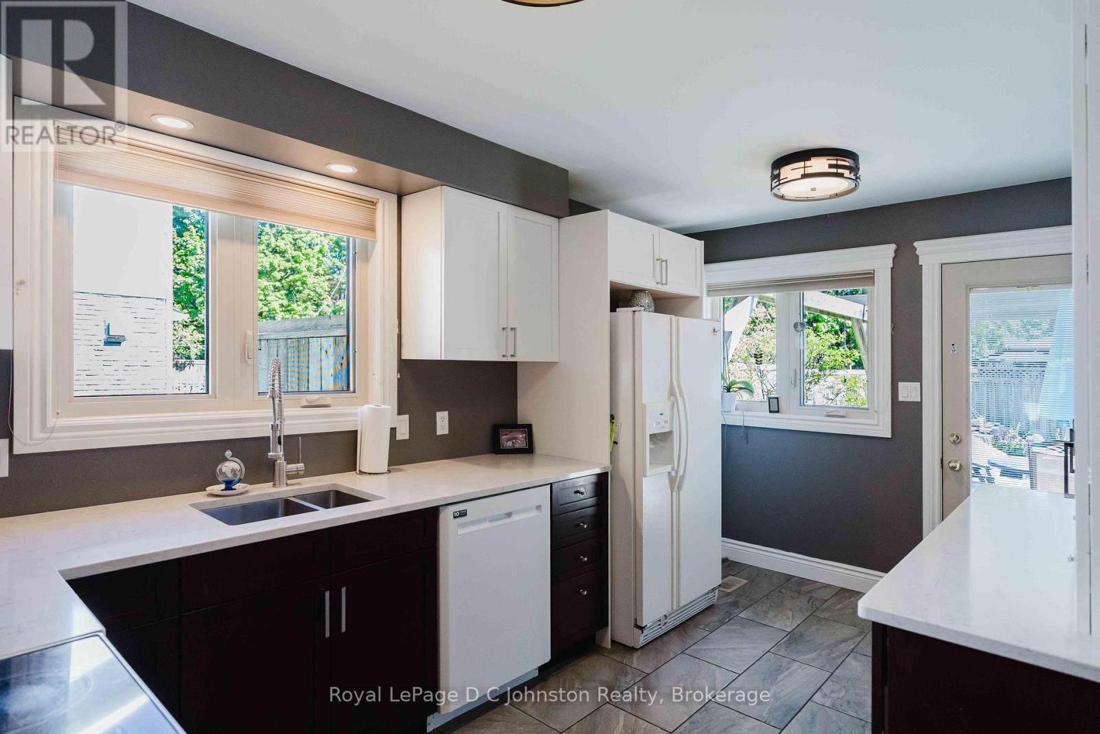 367 CRAWFORD STREET - 11