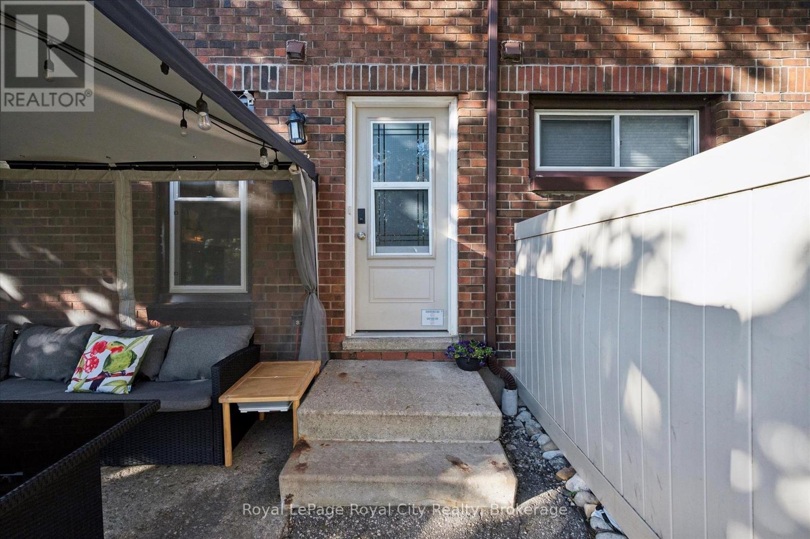 #18 80 BURNS DRIVE - 11