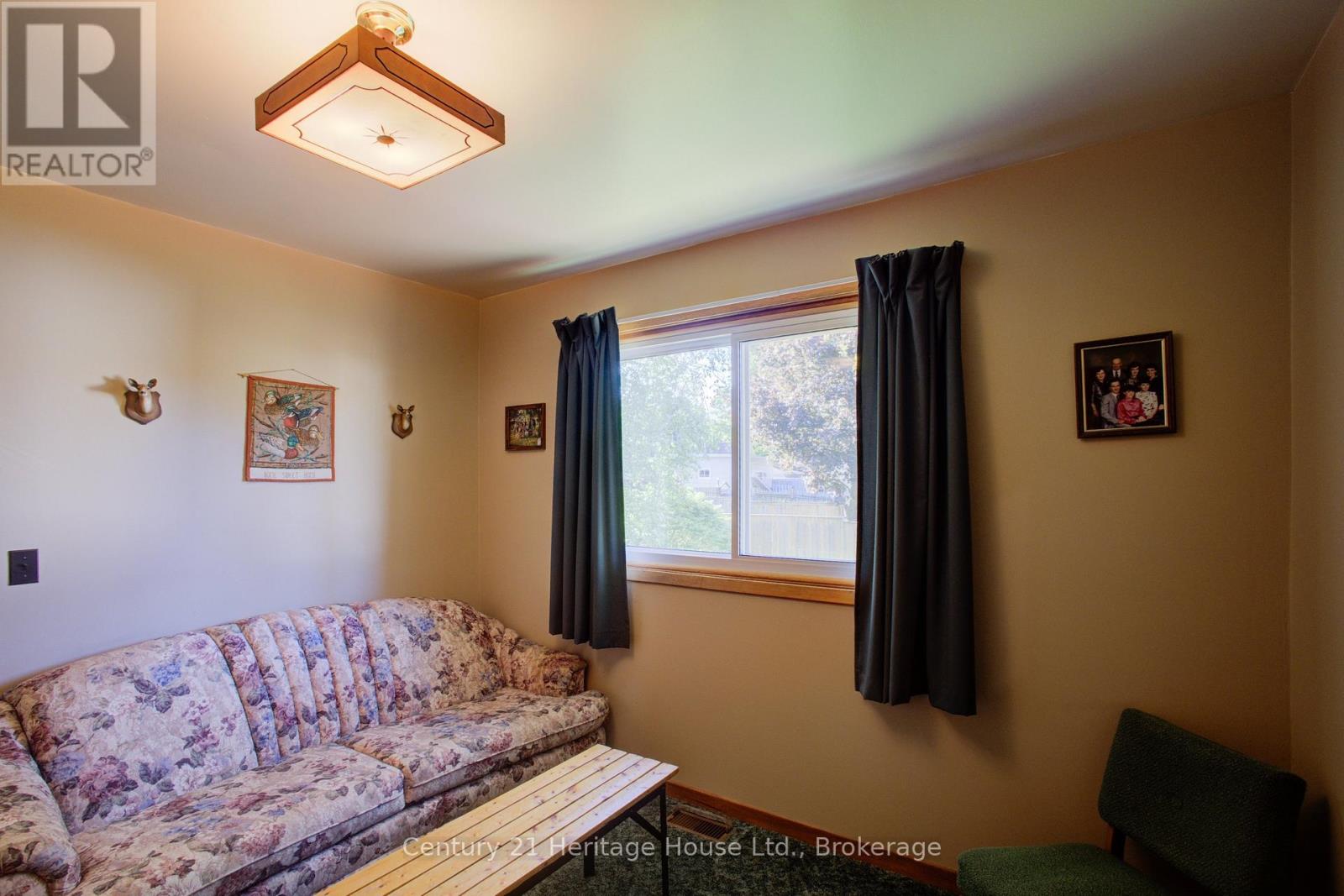 225 GEORGE STREET W - 17