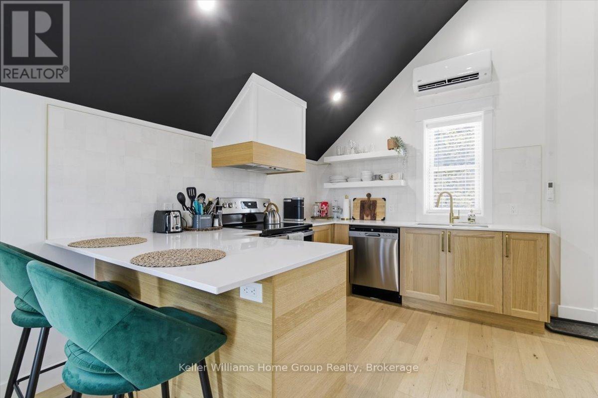 161 DAVID STREET - 2