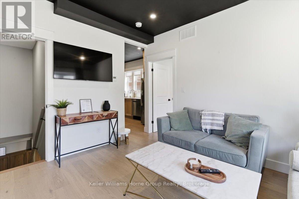 161 DAVID STREET - 25