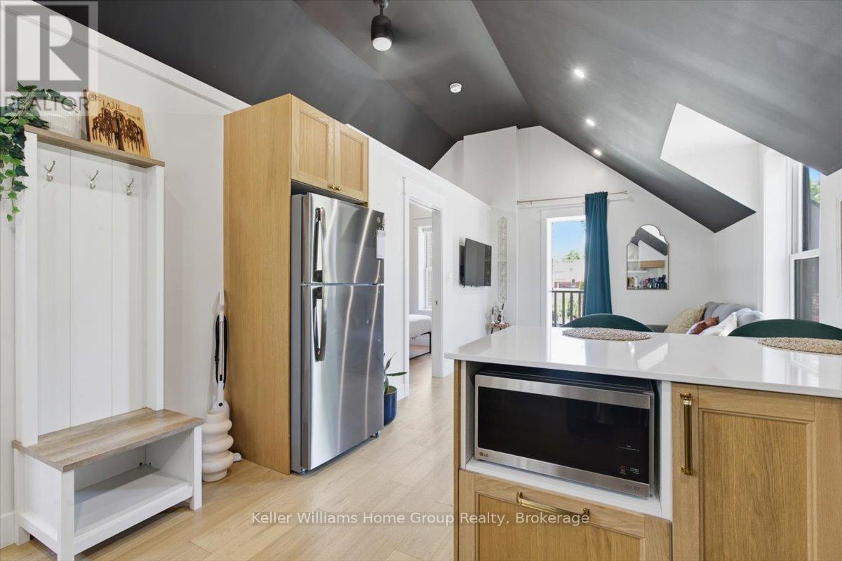 161 DAVID STREET - 3