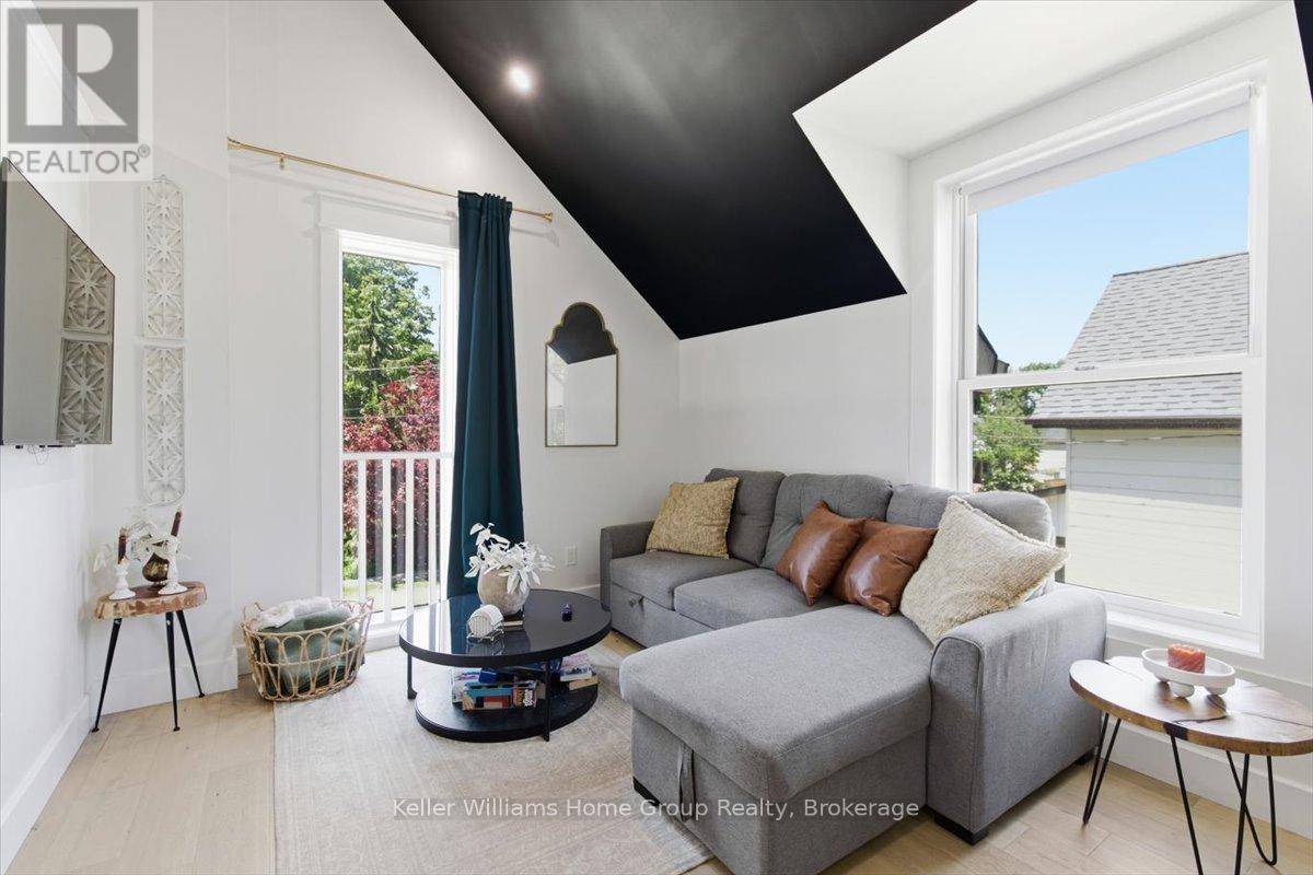 161 DAVID STREET - 4
