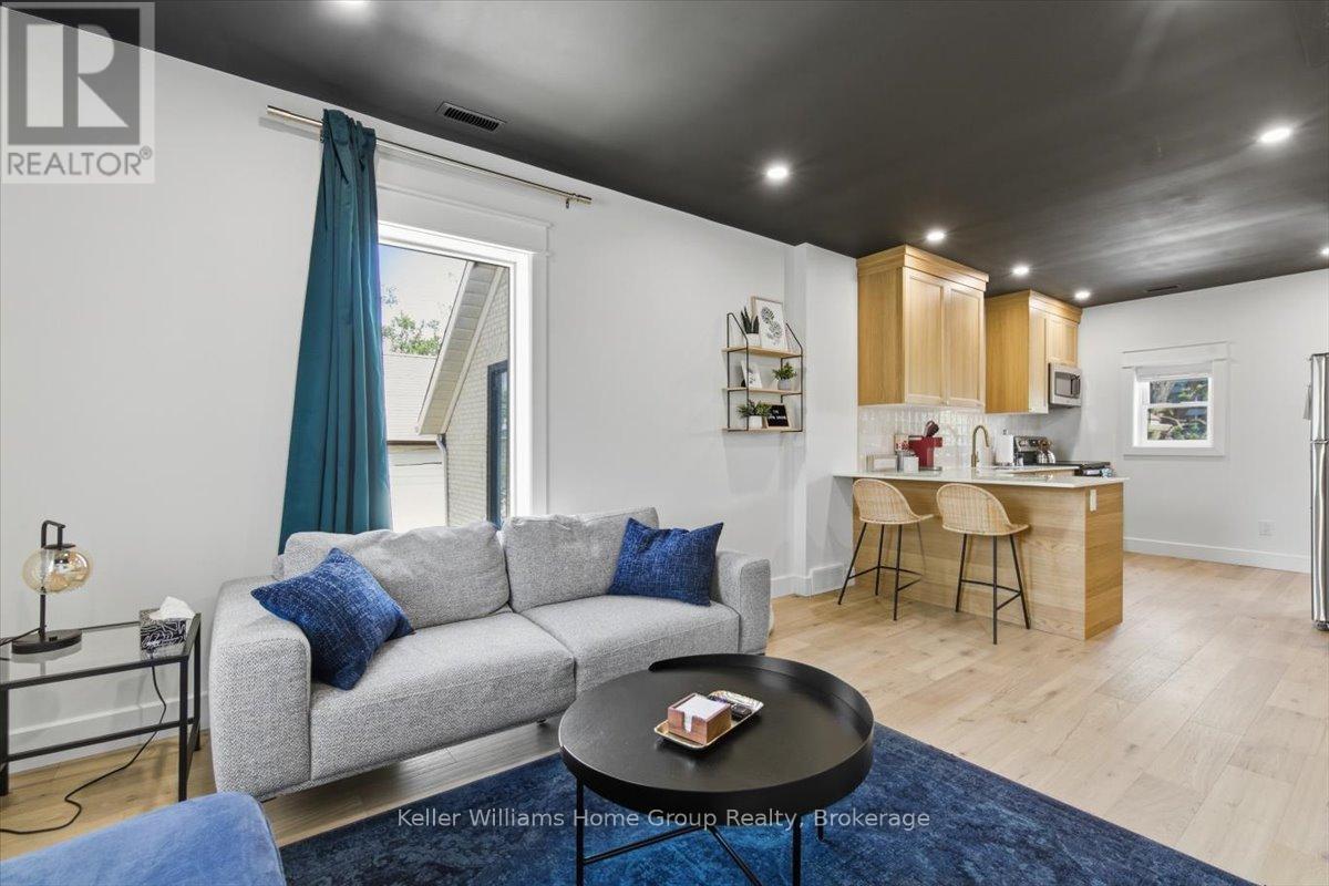 161 DAVID STREET - 42