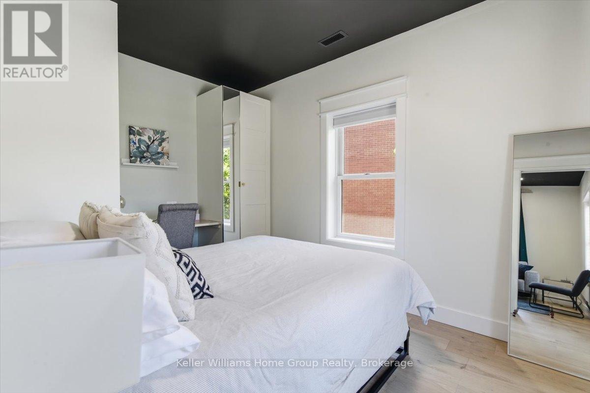 161 DAVID STREET - 43