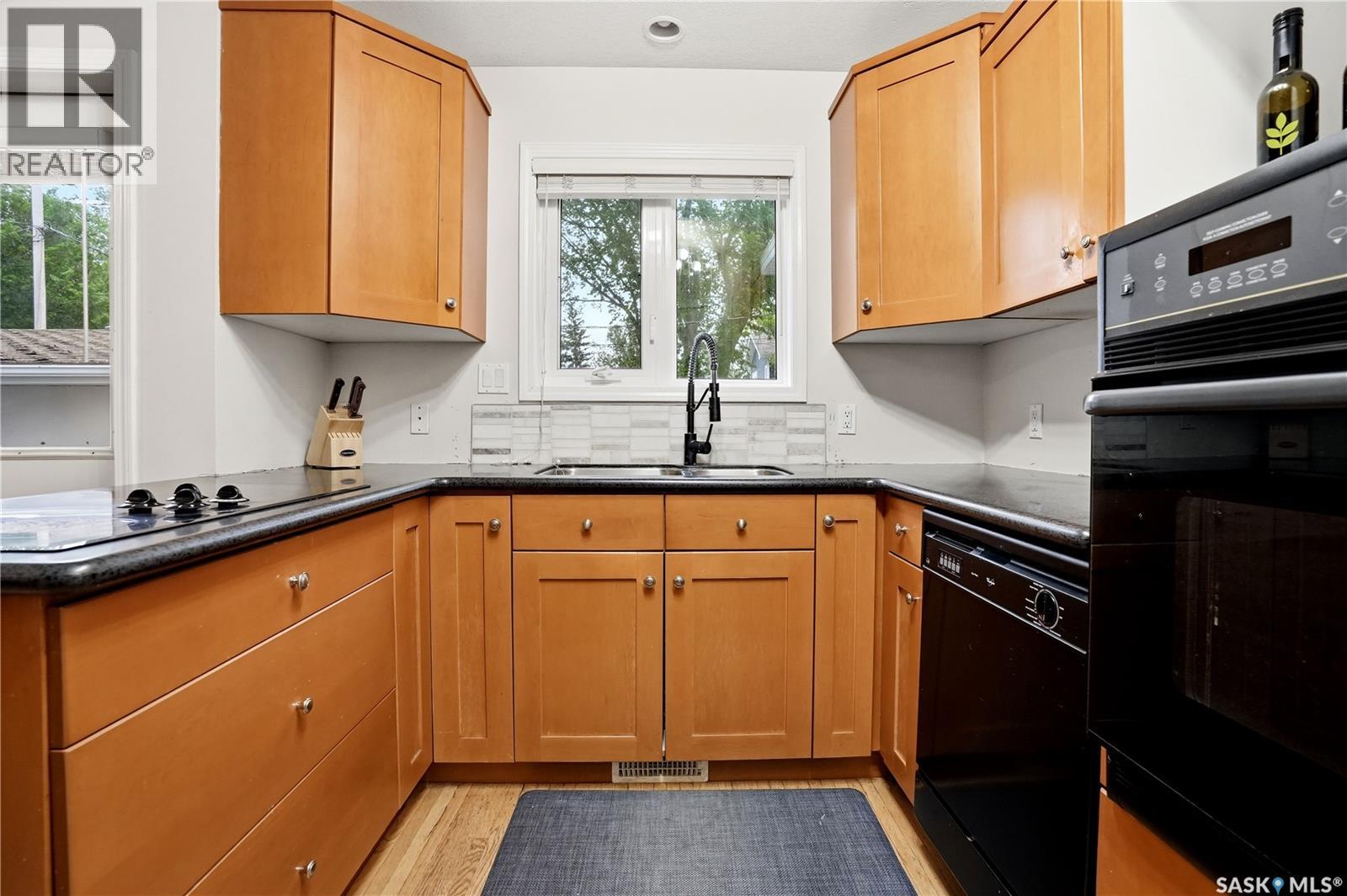 #3229 15th AVENUE - 15