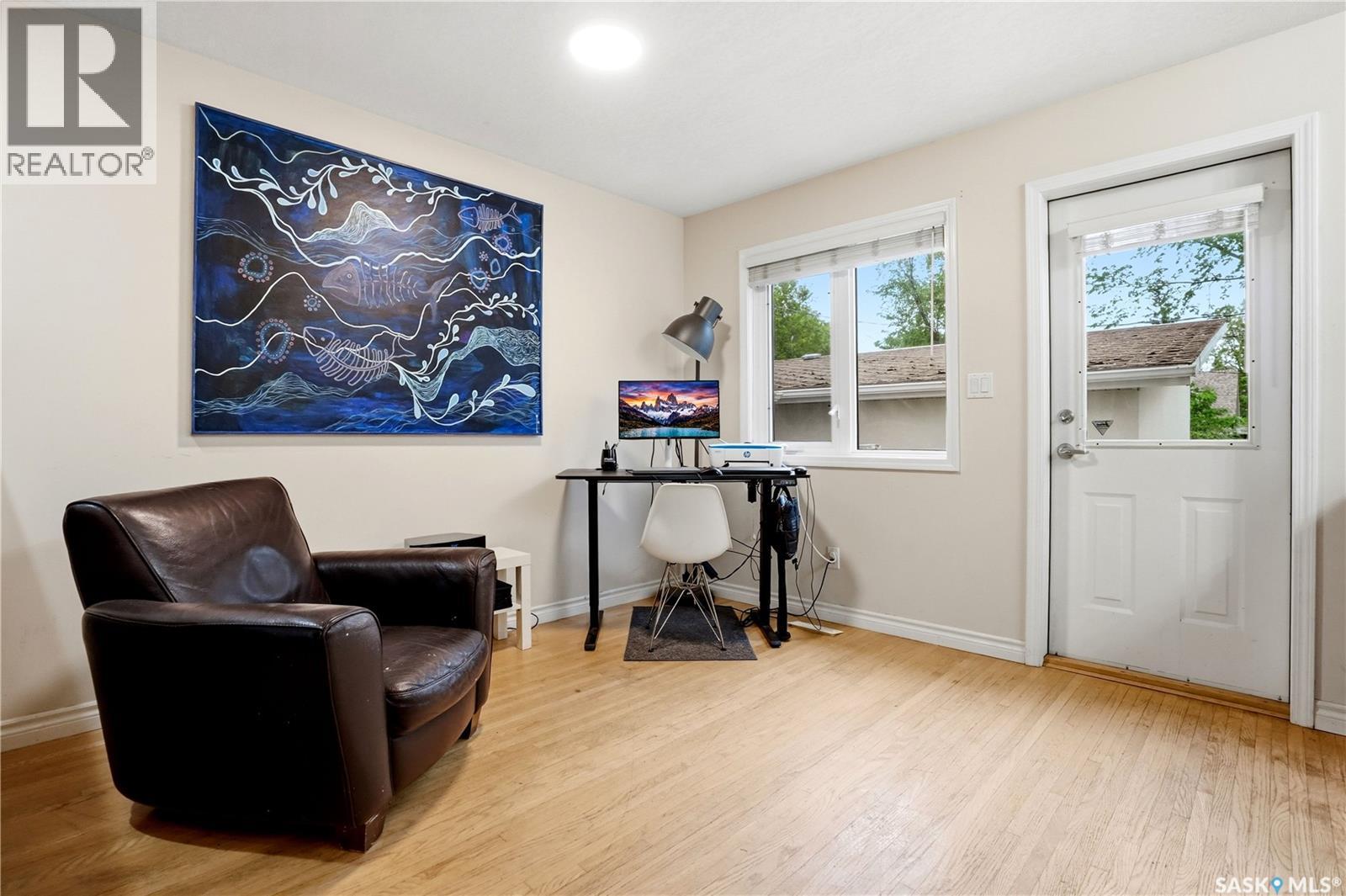 #3229 15th AVENUE - 3