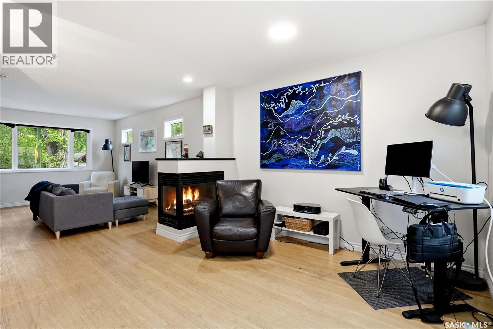 #3229 15th AVENUE - 5