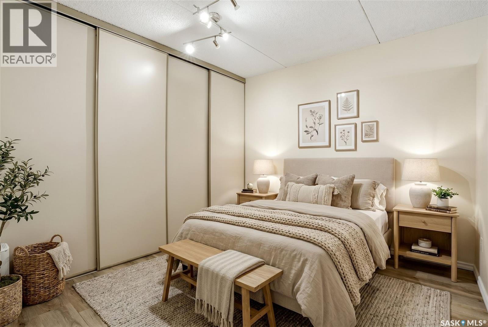 #104 2125 Osler STREET - 19