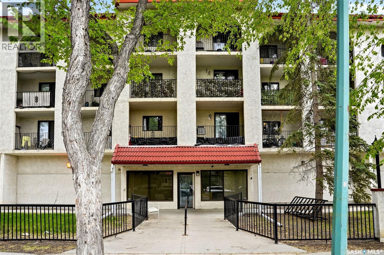 #104 2125 Osler STREET - Image 2
