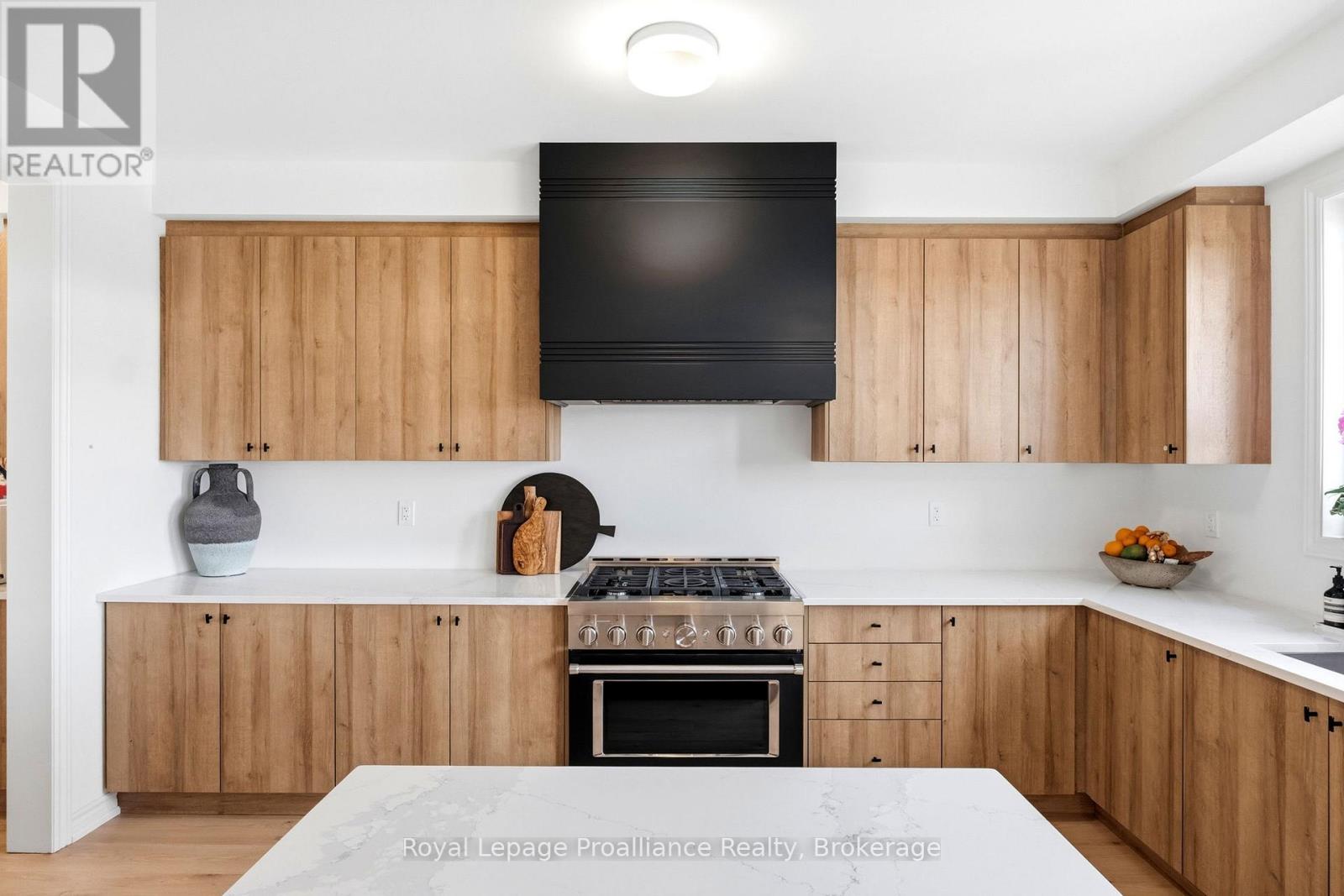 998 TRAILSVIEW AVENUE - 17