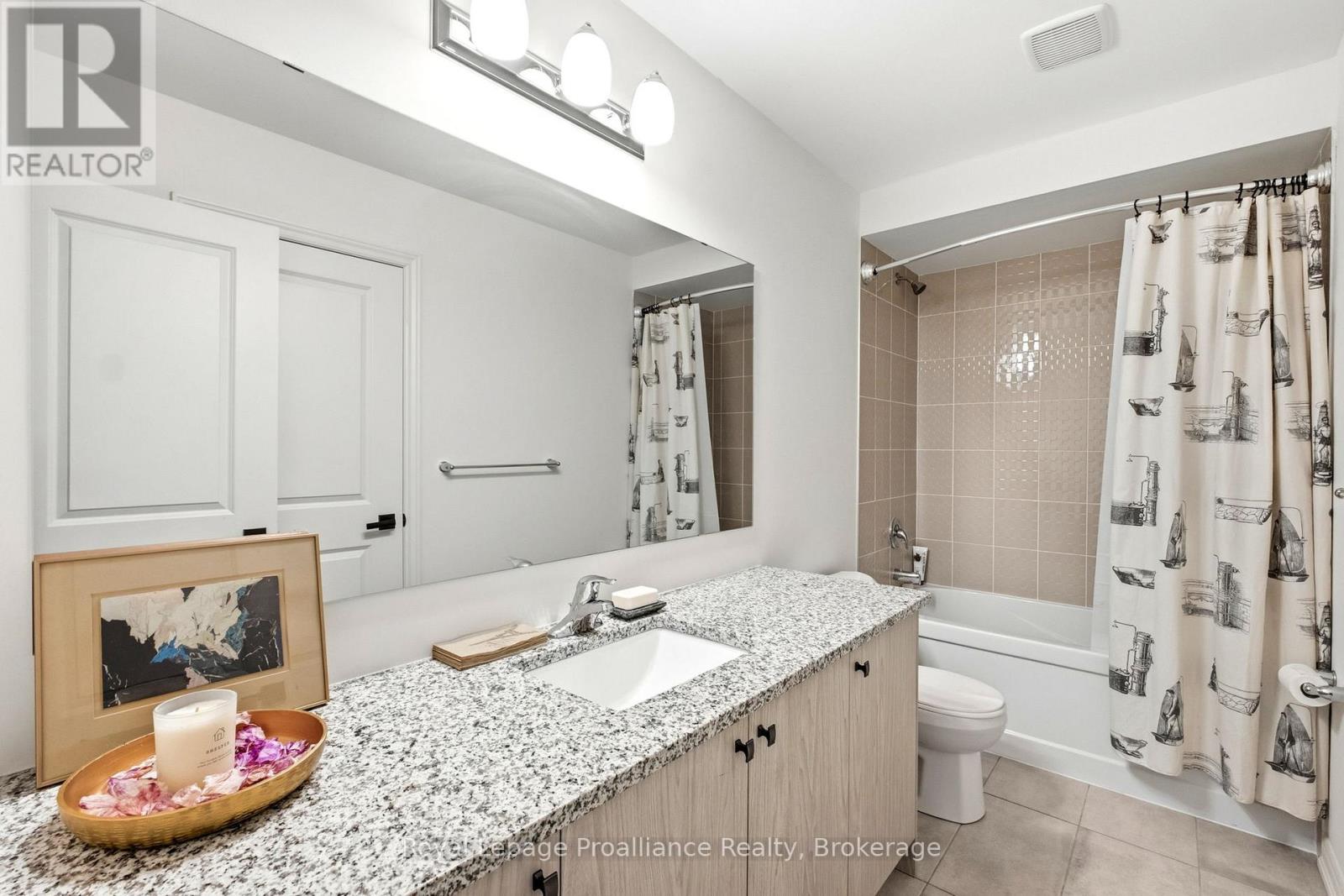 998 TRAILSVIEW AVENUE - 36