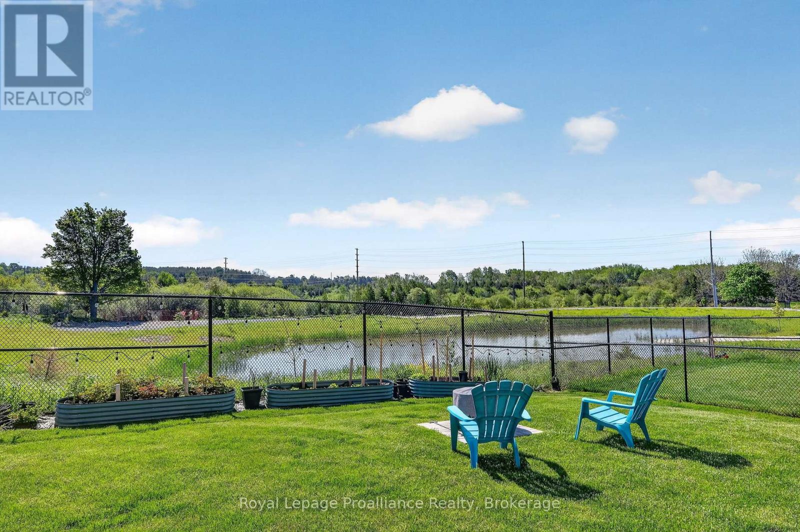 998 TRAILSVIEW AVENUE - 44