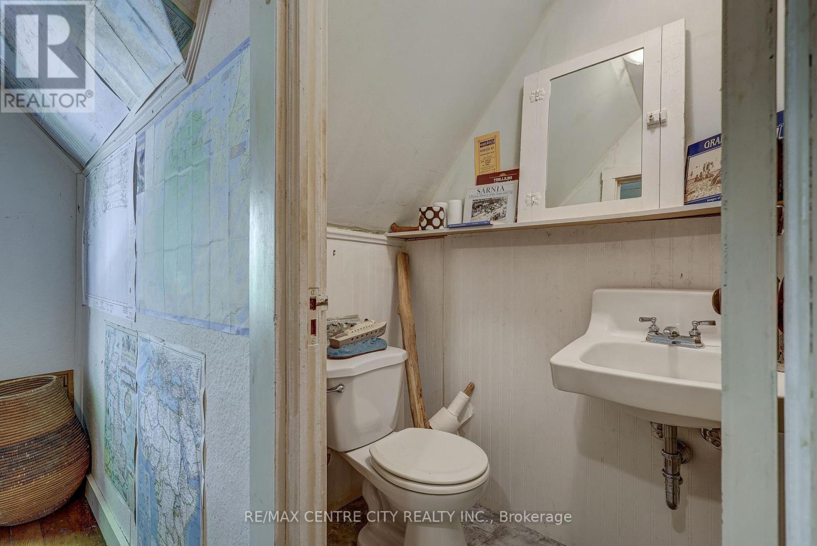 4491 EAST ROAD - 25