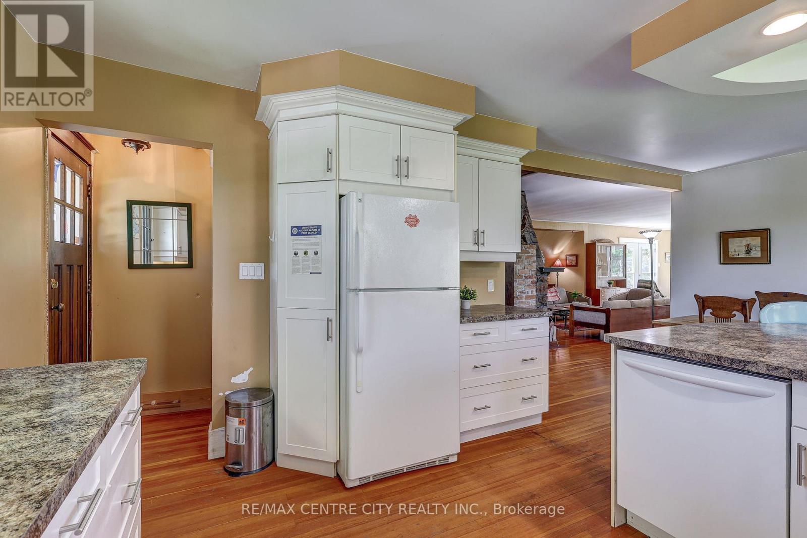 4491 EAST ROAD - 8