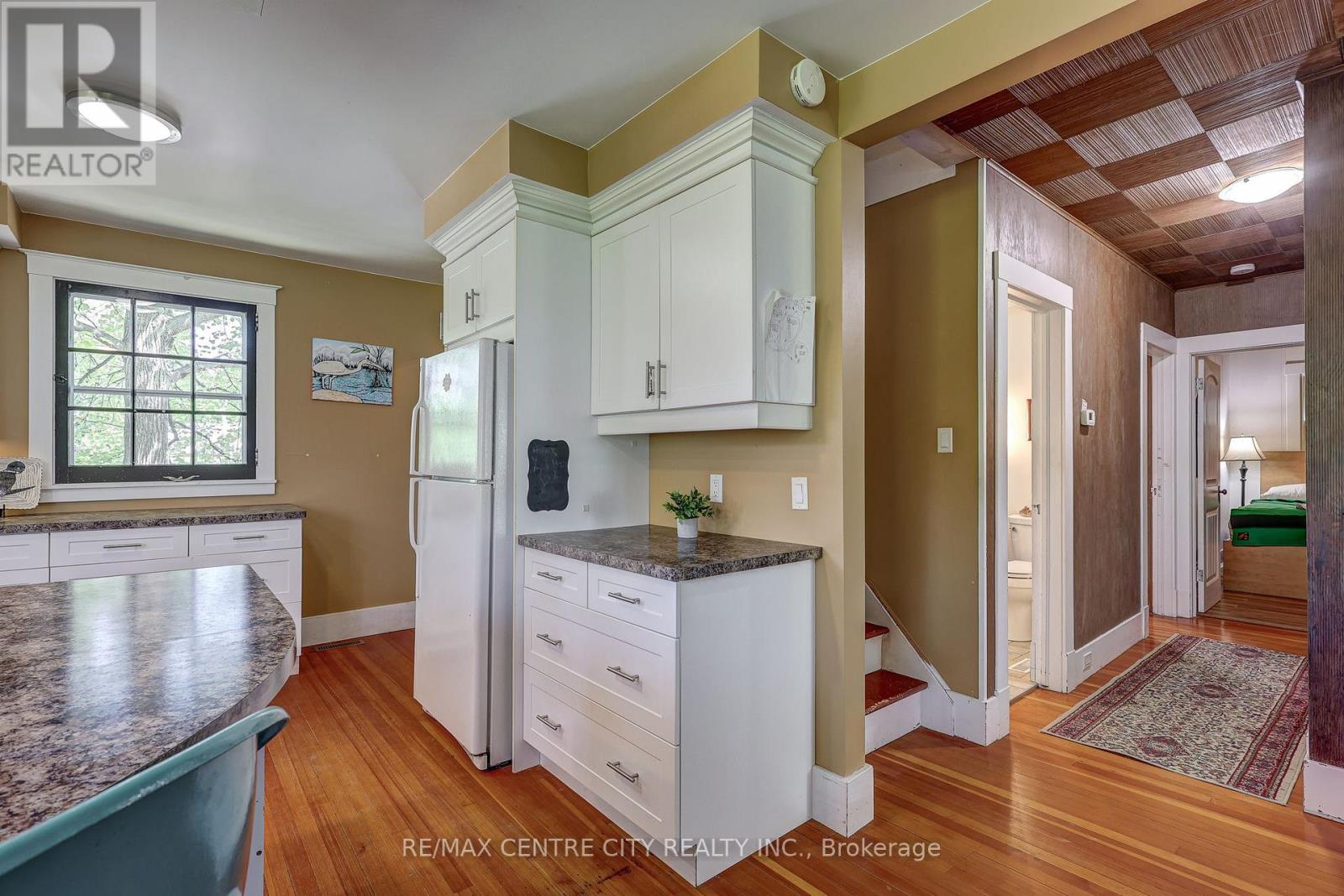 4491 EAST ROAD - 9