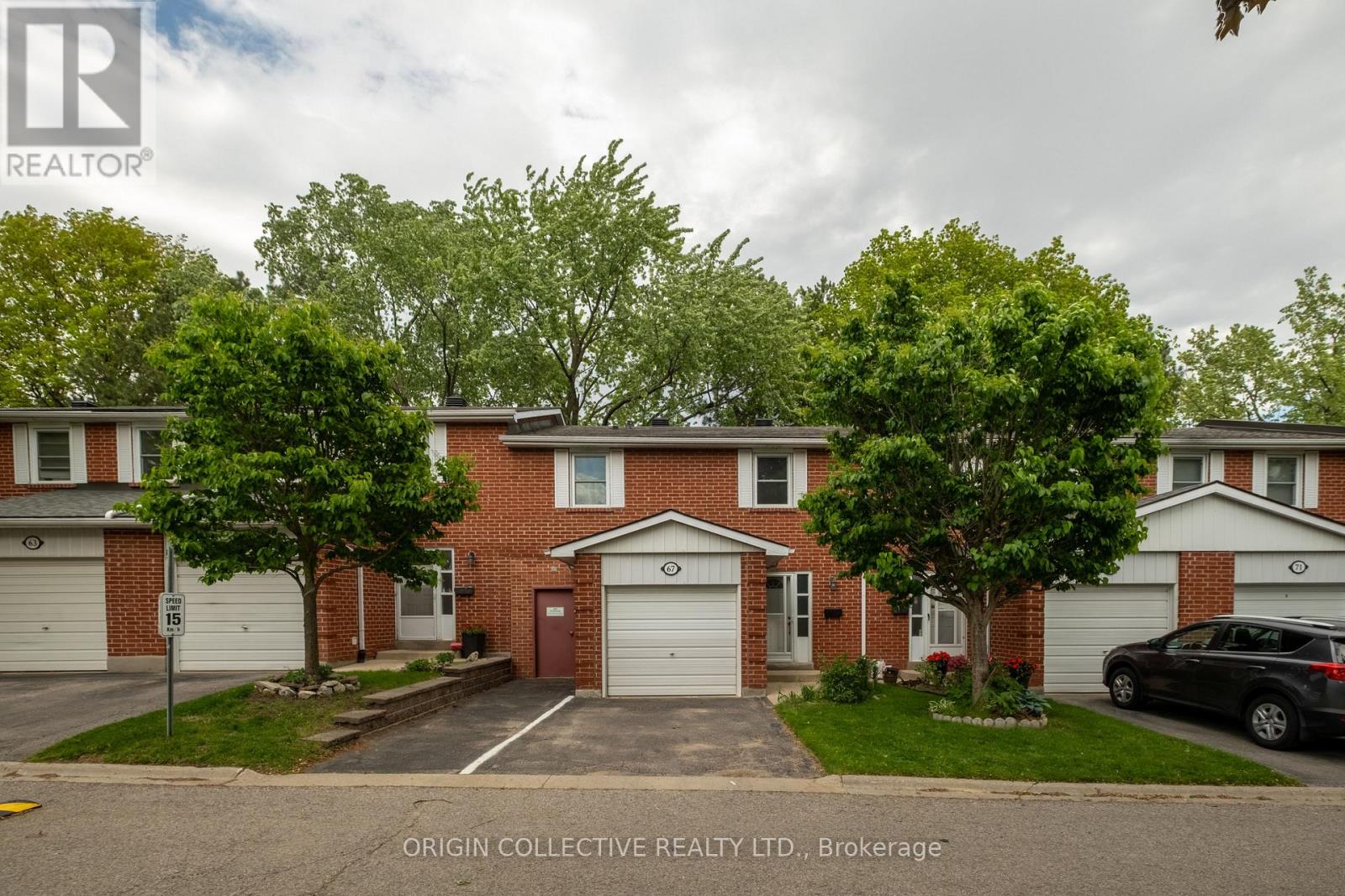 #483 67 HARRIS WAY - 46