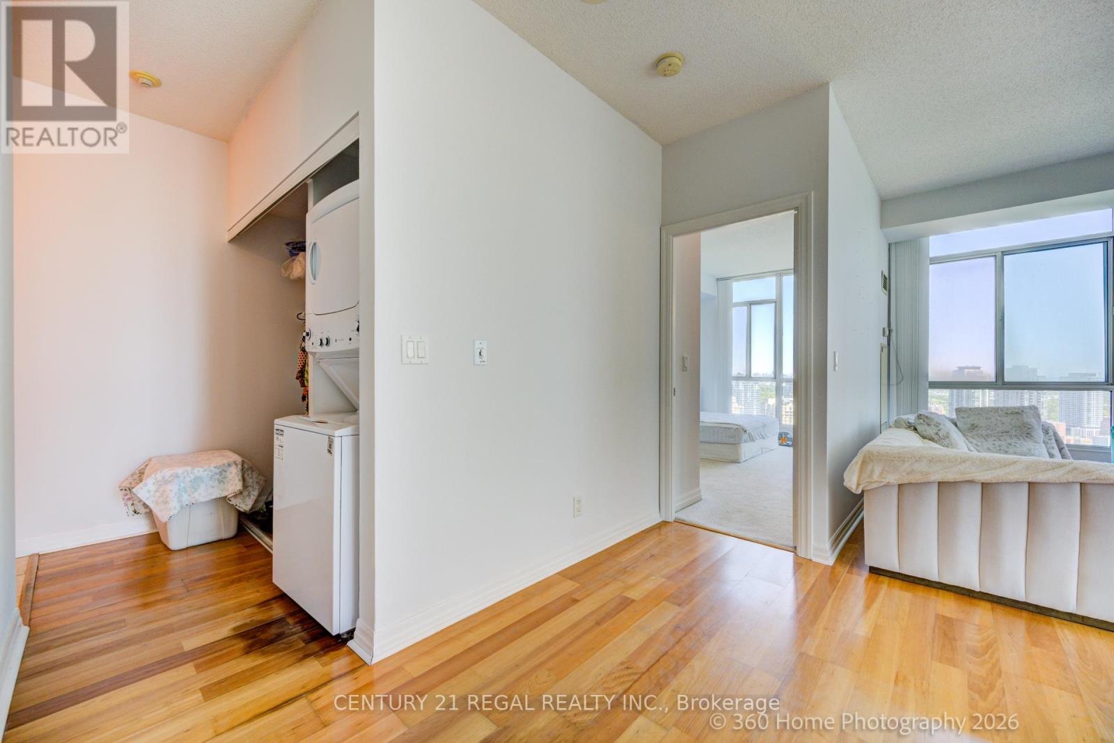#3004 220 BURNHAMTHORPE ROAD - 22