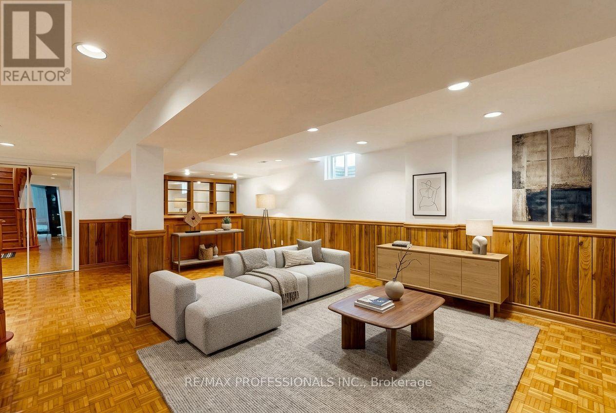 970 SILVERSMITH DRIVE - 49