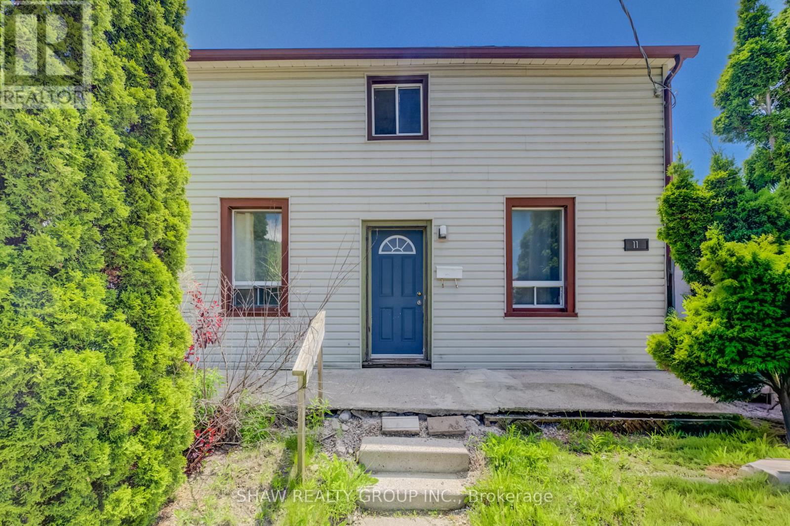 11 SIMCOE STREET - 3