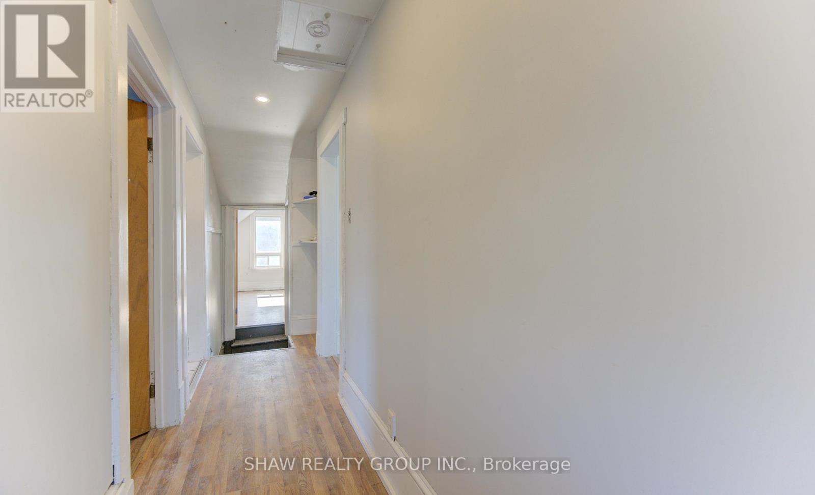 11 SIMCOE STREET - 16