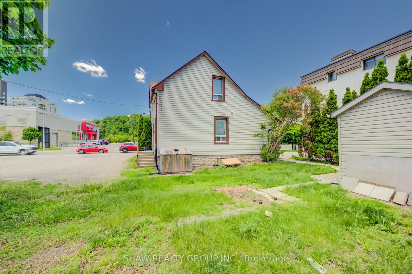 11 SIMCOE STREET - 27