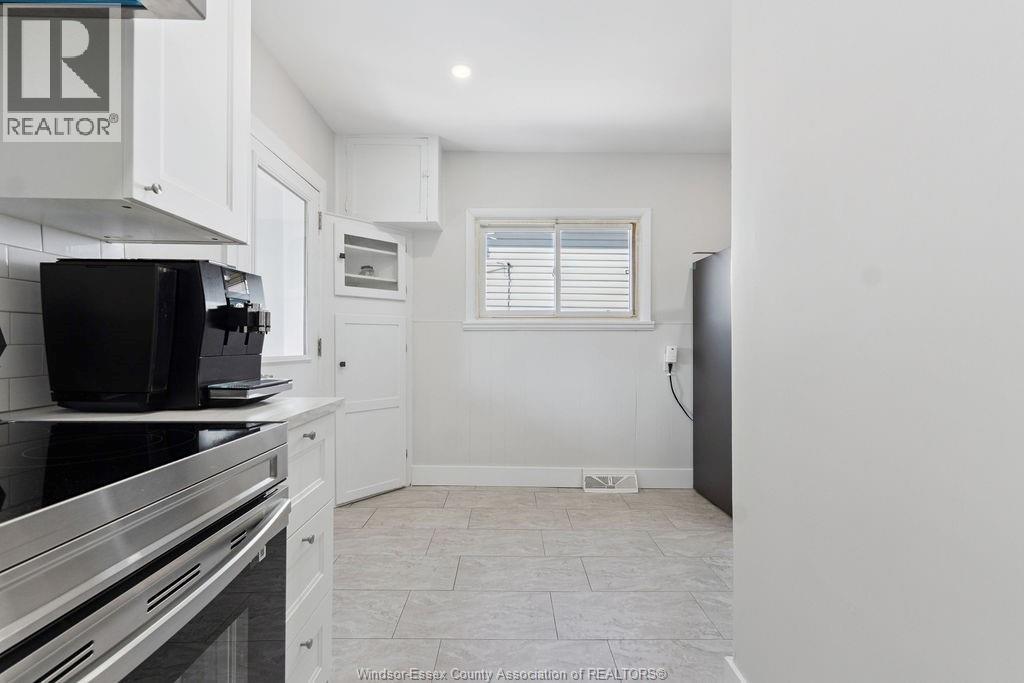 855 LINCOLN ROAD - 15